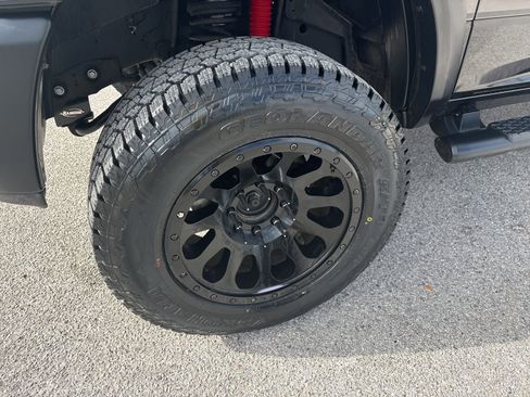 Used 2017 RAM 2500 Power Wagon w/ Luxury Group image 23