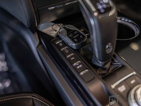 Used 2021 Maserati Ghibli S GranLusso image 33