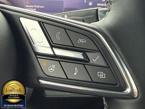 Used 2025 Buick Enclave Preferred image 11