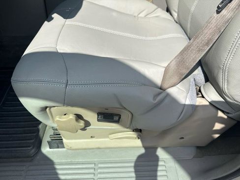 Used 2000 GMC Sierra 1500 2WD Extended Cab image 9