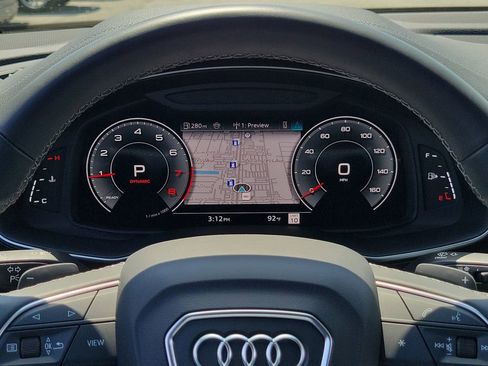 Used 2025 Audi Q7 2.0T Premium w/ Convenience Plus Package AWD/4WD image 11