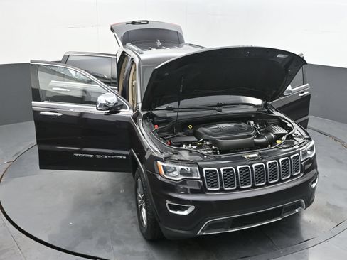 Used 2019 Jeep Grand Cherokee Limited RWD image 39