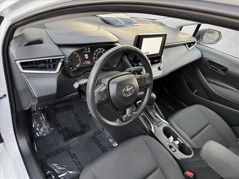 Used 2023 Toyota Corolla LE image 10
