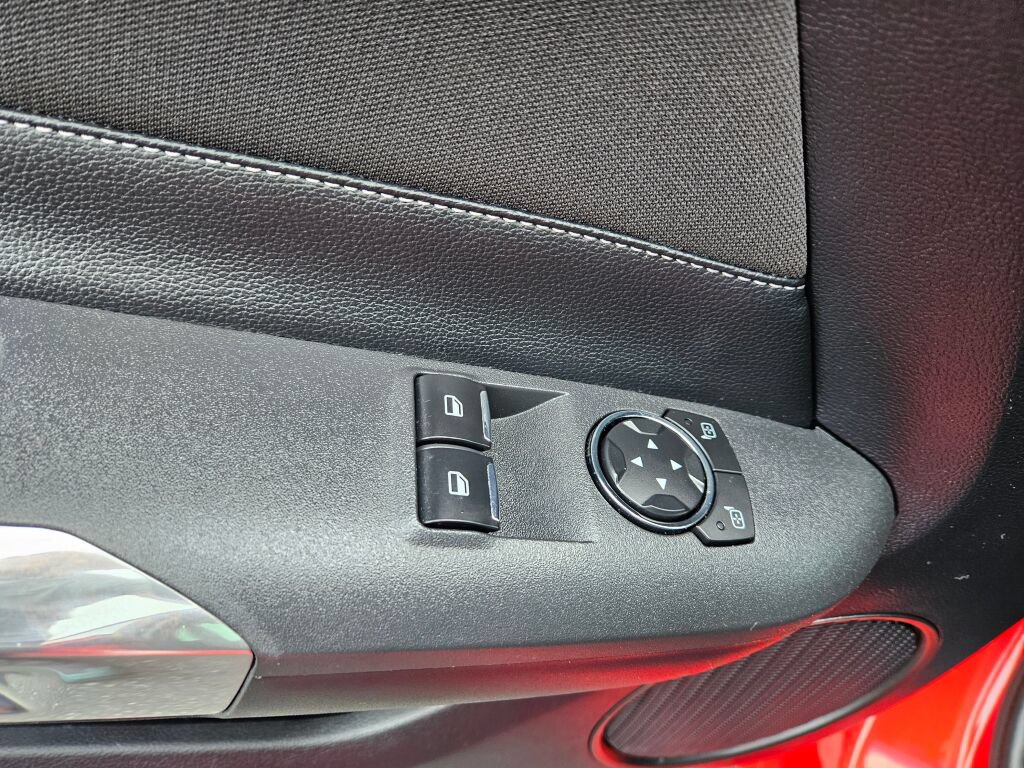 Used 2015 Ford Mustang GT RWD image 17