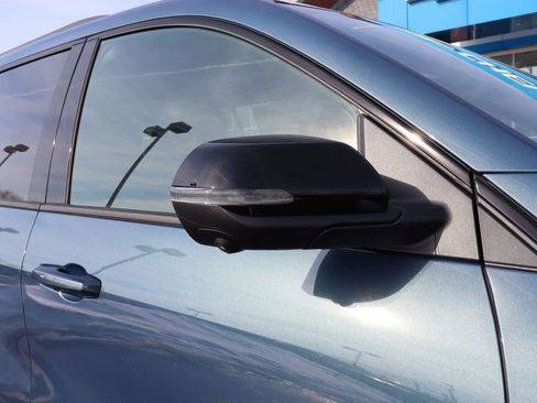 New 2026 Chevrolet Traverse LT w/ Midnight/Sport Edition image 2