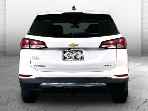 Used 2024 Chevrolet Equinox LT AWD/4WD image 3