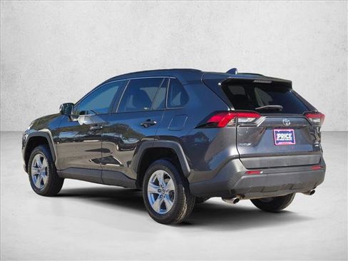 Used 2019 Toyota RAV4 XLE image 8