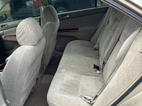 Used 2002 Toyota Camry LE image 9