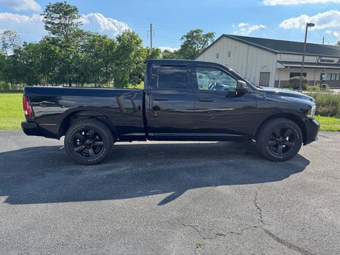 Used 2014 RAM 1500 Express w/ Black Ram 1500 Express Group AWD/4WD image 7