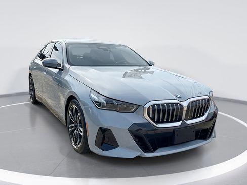 Used 2024 BMW 540i xDrive w/ Premium Package image 1