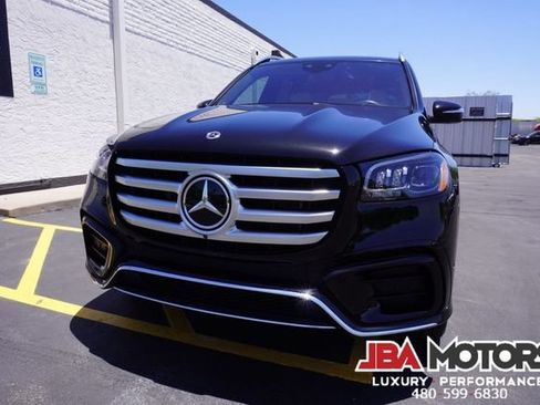 Used 2024 Mercedes-Benz GLS 580 4MATIC image 37