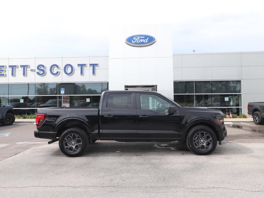 New 2026 Ford F150 STX w/ Equipment Group 200A RWD image 16