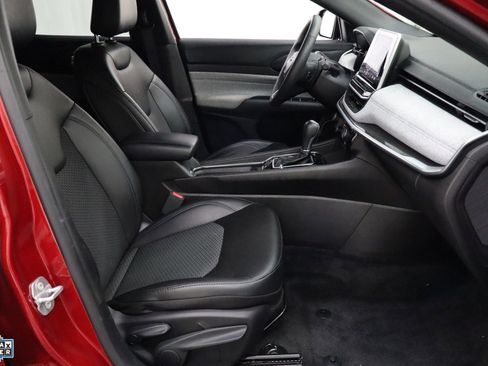 Used 2025 Jeep Compass Latitude image 31