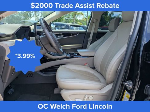 Certified 2023 Lincoln Nautilus Reserve FWD image 12