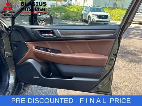 Used 2019 Subaru Outback 2.5i Touring AWD/4WD image 39