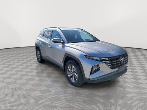 Used 2024 Hyundai Tucson Blue image 2