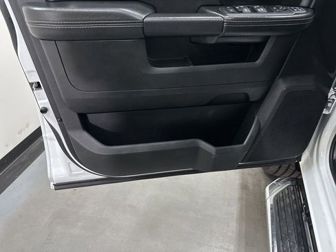 Used 2024 RAM 2500 Big Horn AWD/4WD image 39