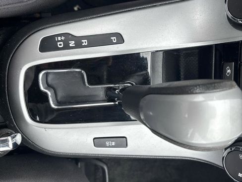 Used 2015 Chevrolet Cruze LS image 34