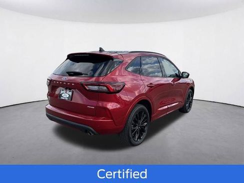 Certified 2023 Ford Escape ST-Line Elite AWD/4WD image 9