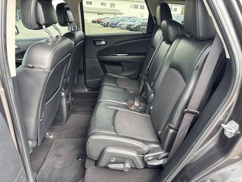 Used 2015 Dodge Journey Crossroad w/ Flexible Seating Group FWD image 16