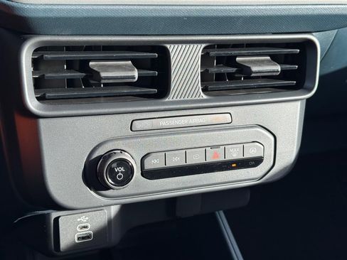 New 2026 Ford Maverick XL image 13