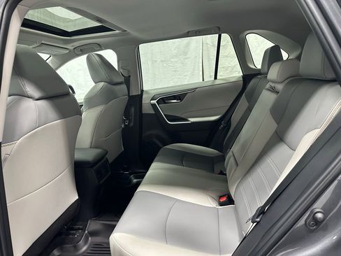 Used 2025 Toyota RAV4 XLE Premium image 45