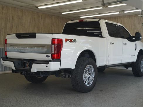 Used 2020 Ford F250 Platinum AWD/4WD image 10