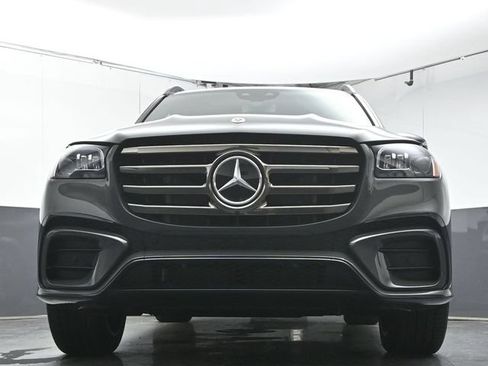Used 2026 Mercedes-Benz GLS 450 4MATIC image 36
