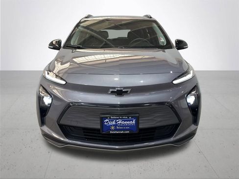 Certified 2022 Chevrolet Bolt EUV LT image 2