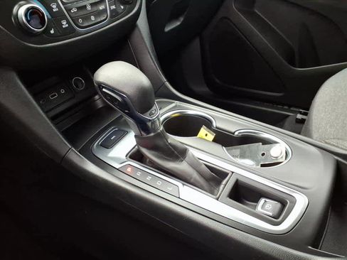 Certified 2024 Chevrolet Equinox LT image 16