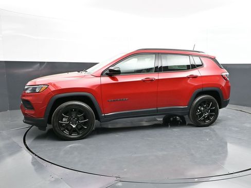 New 2026 Jeep Compass Latitude image 7