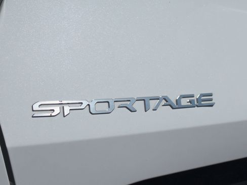 Used 2023 Kia Sportage X-Pro AWD/4WD image 33