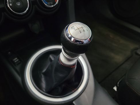 Used 2016 Scion tC 10 Series image 31