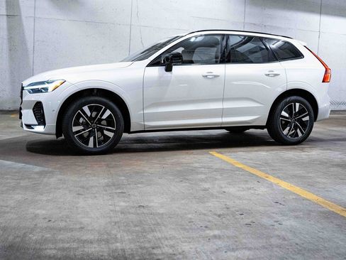 New 2026 Volvo XC60 B5 Plus w/ Climate Package image 3