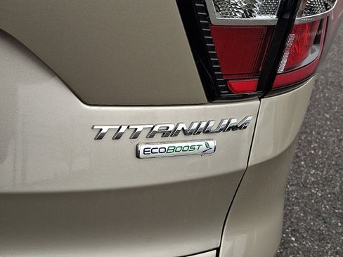 Used 2017 Ford Escape Titanium image 30