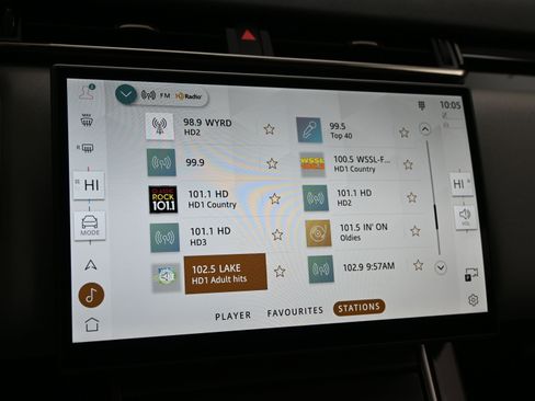 Certified 2025 Land Rover Range Rover Velar Dynamic SE image 13