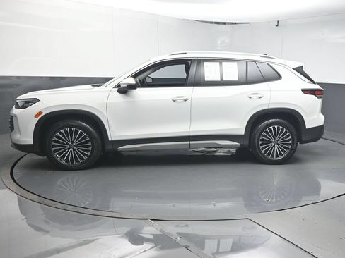 Used 2025 Volkswagen Tiguan S FWD image 5