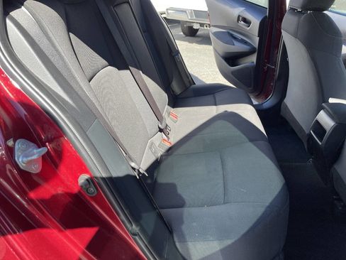 Used 2022 Toyota Corolla LE image 11