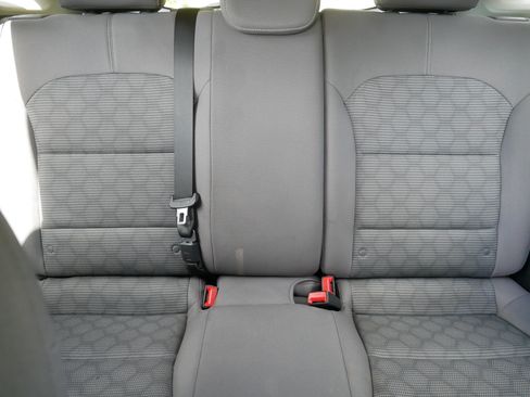 Used 2018 Kia Niro FE FWD image 13