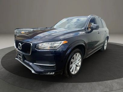 Used 2016 Volvo XC90 T6 Momentum