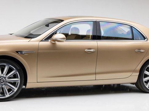 Used 2015 Bentley Flying Spur W12 image 29