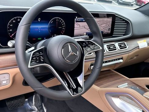 New 2026 Mercedes-Benz GLE 450e 4MATIC image 15