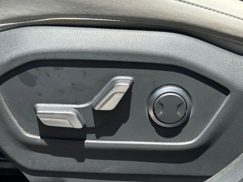 Used 2024 Hyundai Santa Fe SEL FWD image 22