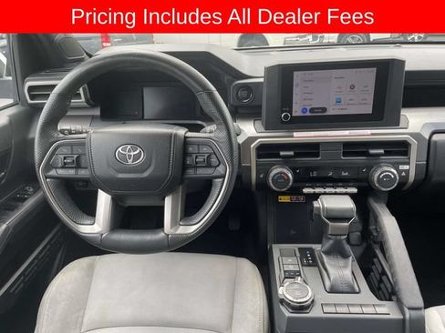 Used 2024 Toyota Tacoma SR5 AWD/4WD image 15