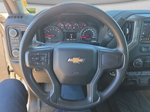 Used 2024 Chevrolet Silverado 2500 Custom AWD/4WD image 29