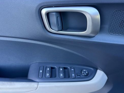 New 2026 Hyundai Venue SEL image 8