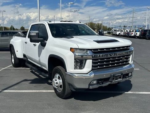 Used 2020 Chevrolet Silverado 3500 LTZ w/ LTZ Plus Package AWD/4WD image 10