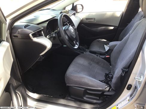Used 2023 Toyota Corolla LE FWD image 8