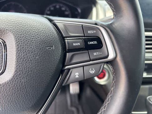 Used 2019 Honda Accord Sport image 12