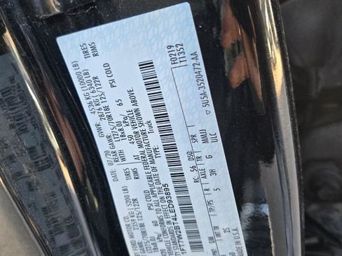 Used 2020 Ford F250 XLT w/ XLT Premium Package image 27